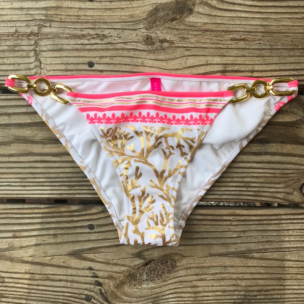 Victoria’s Secret swimsuit bottoms, Small